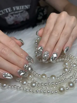 ネイル DEMAIN- 🌹のネイルデザイン