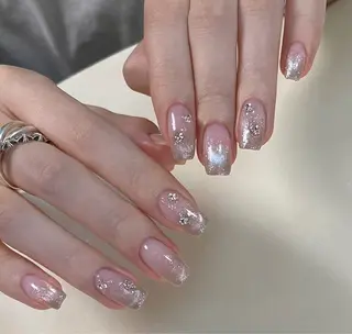 ネイル 相沢 さやかのネイルデザイン