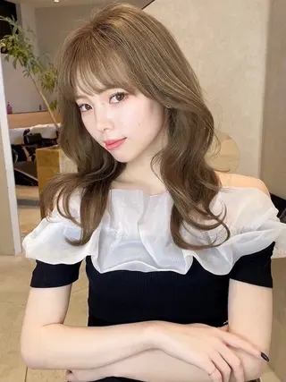 カラー 神田 衣織のヘアスタイル