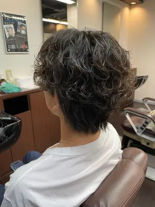 ミディアム パーマ メンズ 坪田 龍樹のヘアスタイル