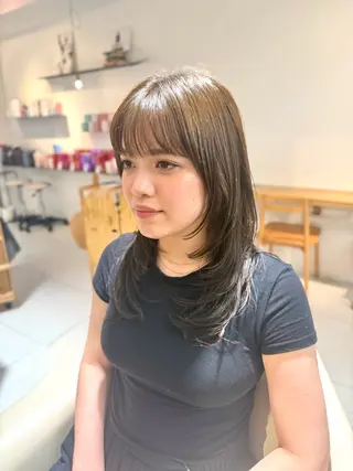 セミロング カラー 安永 涼のヘアスタイル