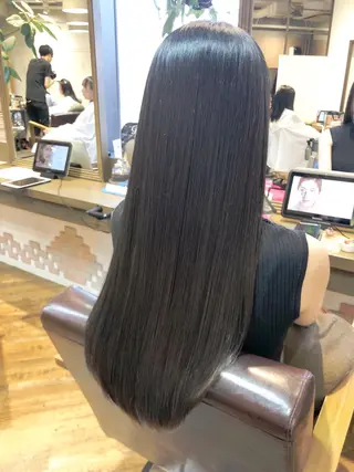 ロング カラー 髪質改善くすみカラー 🍀/石川大輔のヘアスタイル