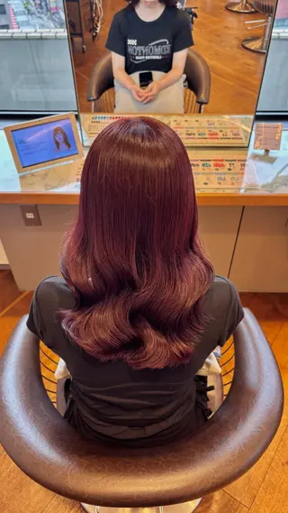 ミディアム カラー OASIS AVEDA 東武船橋所属・佐藤 帆桃のヘアスタイル