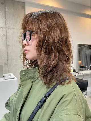 セミロング パーマ ショートヘア💫 ハイトーン西田拓馬のヘアスタイル