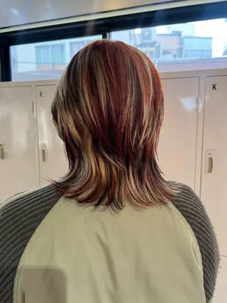 セミロング 💥ウルフカット デザインあんな💥のヘアスタイル