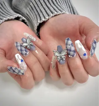 ネイル Lilly Co.のネイルデザイン