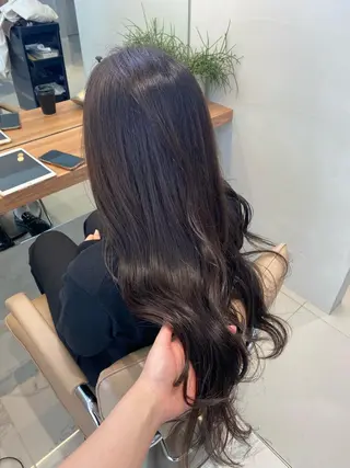 ロング 透明感モテ艶髪カラー Gallicaイリサのヘアスタイル