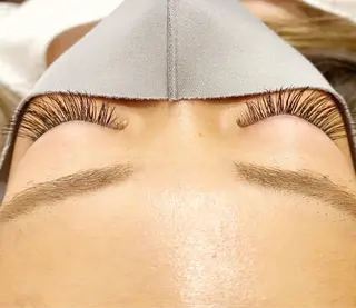 マツエク・マツパ 指名支持率NO.1 スタイリストのヘアスタイル