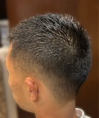 ショート ヘアモードキクチ神田日銀通り店所属・根尾 海咲のヘアスタイル