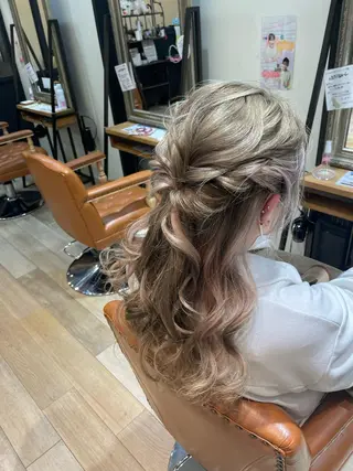 ロング 亀川蓮 Agu hairのヘアスタイル