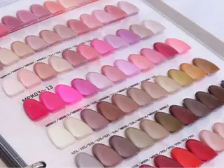 ミディアム ogama marinaのネイルデザイン