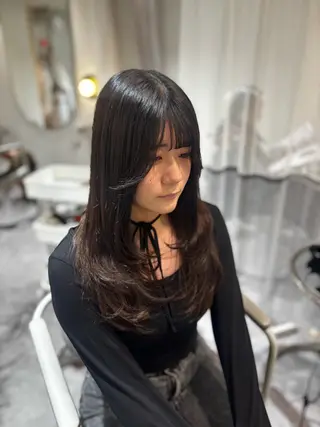 セミロング 美髪✨艶髪✨髪質改善 カラー特化❣️二宮遥のヘアスタイル