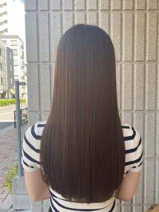 ロング いで ゆかのヘアスタイル