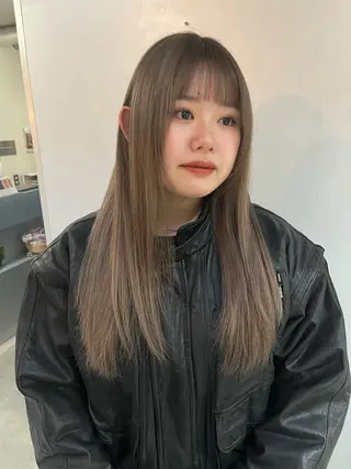 ロング レイヤーカット\ウル フ　chinatsuのヘアスタイル