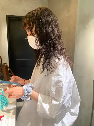 ロング パーマ アンニュイヘア🪽 ayumiのヘアスタイル