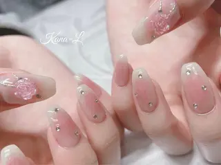 ネイル 芦辺 香奈のネイルデザイン