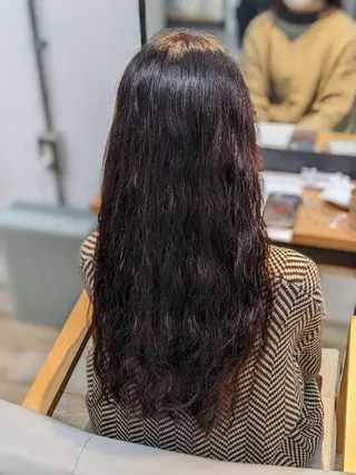 ロング カラー Kokeshi/美髪 /脱毛/ヘッドスパのヘアスタイル