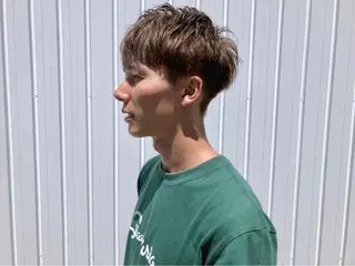 ショート カラー メンズ 髪ふうせん所属・伊藤 光のヘアスタイル