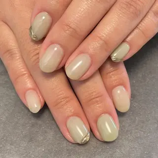 ネイル salon de pipi.　okazaki所属・O. AKINAのネイルデザイン