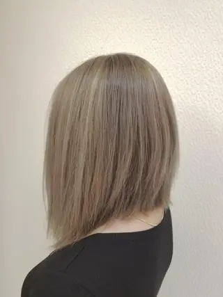 ショート カラー Le Lien カジのヘアスタイル
