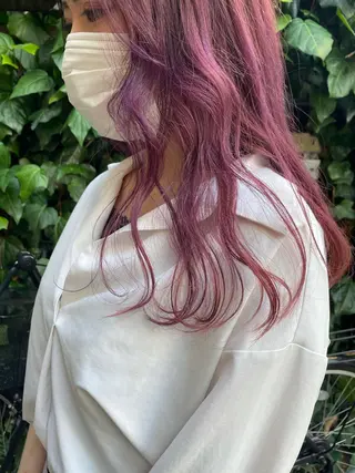 ロング レイヤーカット/ 透明感カラーmikuのヘアスタイル