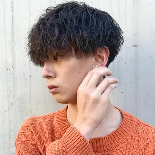 メンズ メンズパーマ特化サロンLond LOGAN所属・SEIYA メンズパーマ職人のヘアスタイル