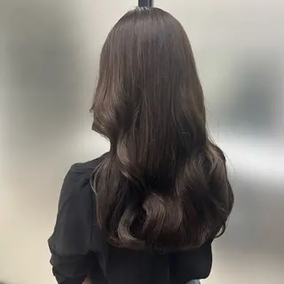 ロング カラー LATTE所属・𝑺𝒂𝒌𝒊 🩶マンツーマン施術のヘアスタイル