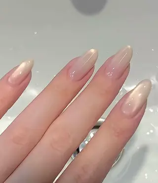 ネイル 高木 維麗絲のネイルデザイン