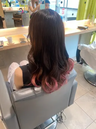 ロング カラー 谷川 あかりのヘアスタイル
