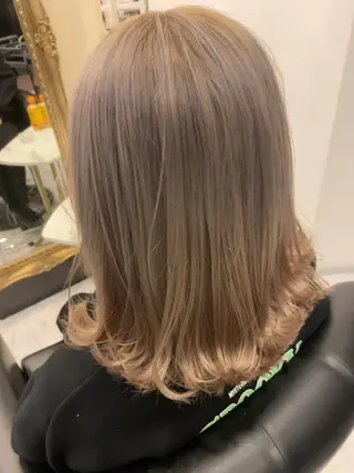 ロング カラー ケアブリーチ&シール エクステの店和田翔莉のヘアスタイル