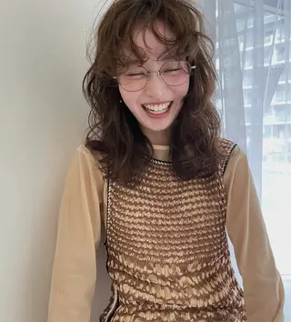 ミディアム 小西 瑞穂のヘアスタイル