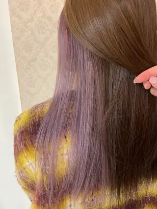 カラー ヒヨシ ルナのヘアスタイル