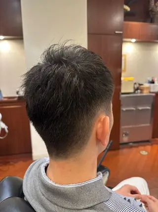 ショート 高木 龍之介のヘアスタイル