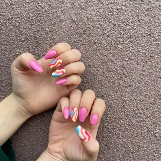 ネイル revia所属・ERI Nailistのネイルデザイン