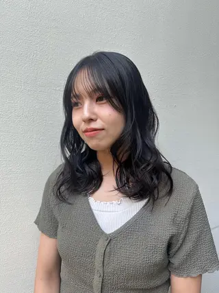 セミロング カラー aoi / 透明感カラーのヘアスタイル