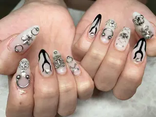 ネイル Roi〈ロワ〉 Minakoのネイルデザイン