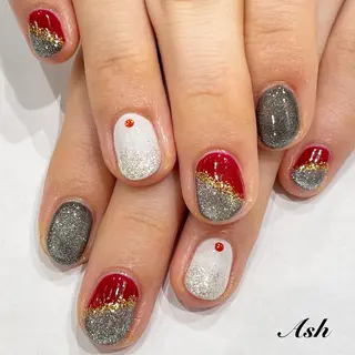 ネイル 🩵NORIKO 上品ネイルが得意🩵のネイルデザイン