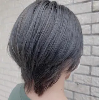 ショート カラー 【髪質改善特化】 艶髪/透明感カラーのヘアスタイル