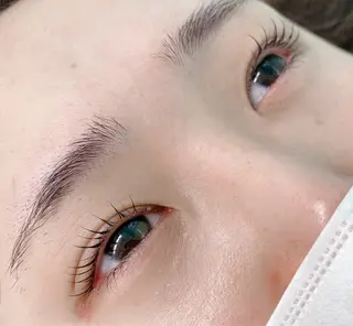 マツエク・マツパ まつ毛パーマ専門& men's眉AYAの眉毛・アイブロウイメージ