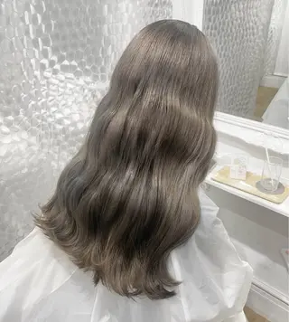 カラー 🌷柔らかクリーミー 🤍kirari🌷のヘアスタイル