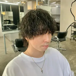 ミディアム カラー パーマ メンズ メンズ特化美容師/ 藤戸 椋のヘアスタイル
