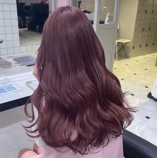 カラー hiyori /透明 感ピンク/ラベンダーのヘアスタイル