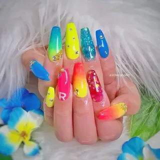 ネイル hair&nail ROOTS所属・ﾍｱﾒｲｸ&ﾈｲﾙ ♥️Azuのネイルデザイン