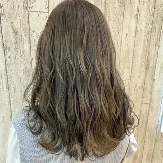 セミロング i.+sapporo所属・ショート/レイヤー /札幌/小山内のヘアスタイル