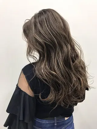 セミロング カラー Silk-lei【銀座店】所属・銀座/美髪縮毛矯正 /髪質改善/山本翔華のヘアスタイル