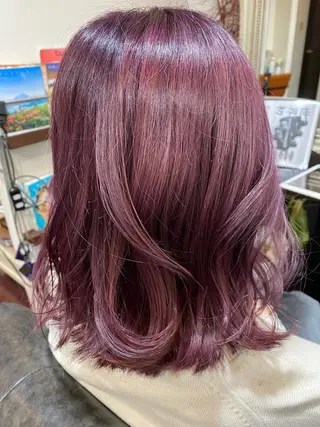 ミディアム カラー LOREM Miyuのヘアスタイル