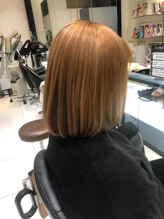 ショート カラー 海外レイヤー/赤み 消しカラー/上原聖奈のヘアスタイル