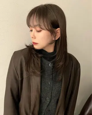 セミロング ゆいな / 大阪美容室のヘアスタイル