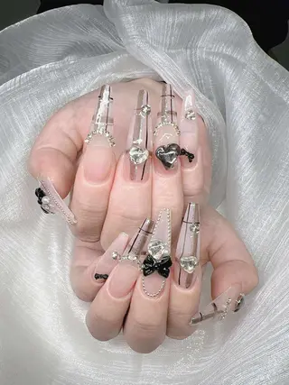 ネイル Lee Nailsのネイルデザイン