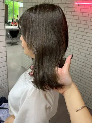 ミディアム 梅田💫顔周りカット HIMEKAのヘアスタイル